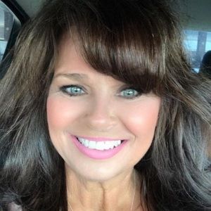 Meet your Posher, Debbie